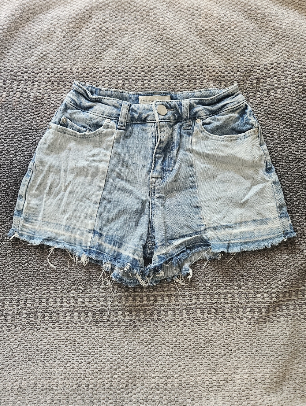 ban jara Two Tone Light Wash Denim Jean Shorts for Women 24